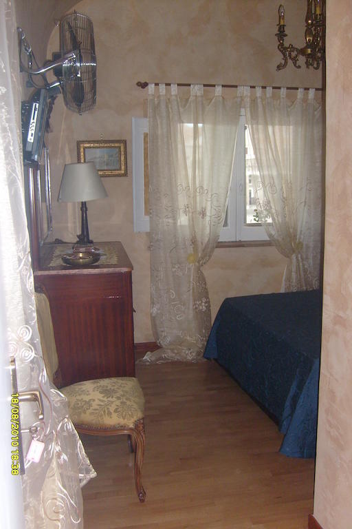 B&B Carolina Plebiscito R. Napoli Rom bilde
